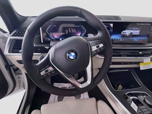 New 2026 BMW X5 xDrive40i w/ Climate Comfort Package AWD/4WD image 11