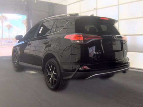 Used 2016 Toyota RAV4 SE w/ Advanced Technology Package FWD image 2
