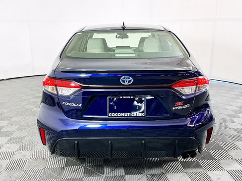 Used 2024 Toyota Corolla SE FWD image 4