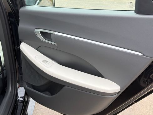 New 2026 Hyundai Sonata SEL FWD image 17