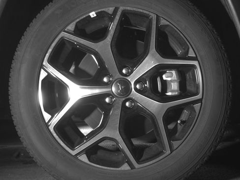 Used 2025 Jeep Compass Limited image 13