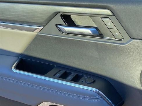 Certified 2024 GMC Acadia Elevation image 17