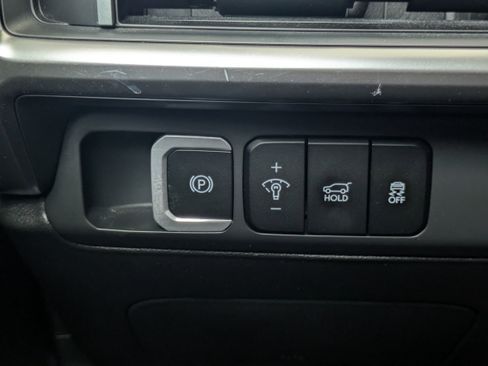 Used 2025 Hyundai Santa Fe SE FWD image 16