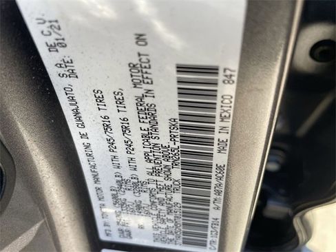 Used 2021 Toyota Tacoma SR w/ SR Convenience Package image 32