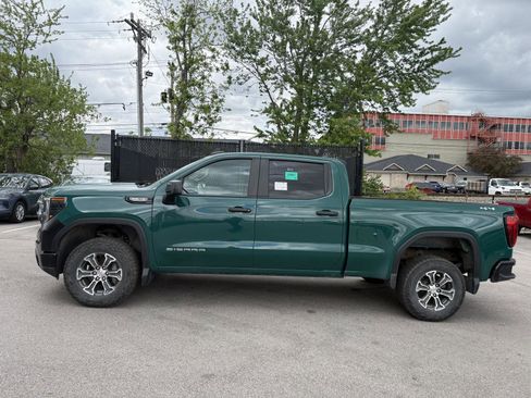 Used 2024 GMC Sierra 1500 Pro w/ Graphite Edition AWD/4WD image 6