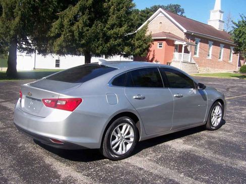 Used 2016 Chevrolet Malibu LT image 5