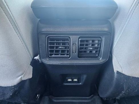 Used 2021 Toyota RAV4 XLE w/ Convenience Package FWD image 52