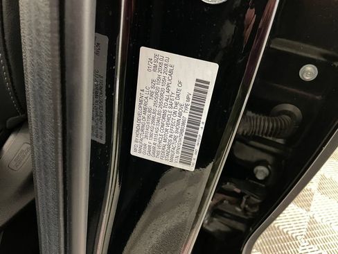 Used 2024 Honda Pilot Touring image 36