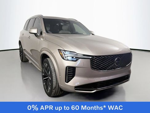 New 2026 Volvo XC90 T8 Plus w/ Protection Package Premier AWD/4WD image 3