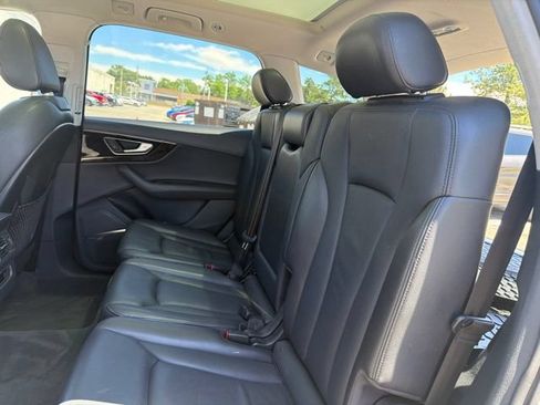 Used 2018 Audi Q7 3.0T Premium Plus AWD/4WD image 21