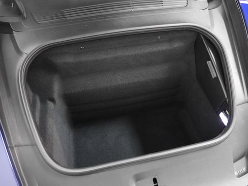 Certified 2021 Porsche 911 Carrera RWD image 17