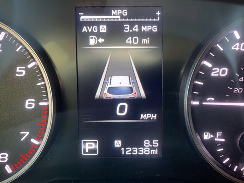 Used 2024 Subaru Ascent Premium w/ Convenience Package image 10