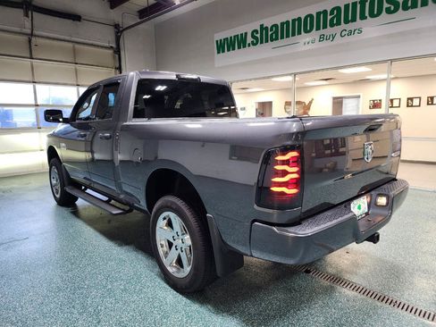 Used 2017 RAM 1500 Express AWD/4WD image 9
