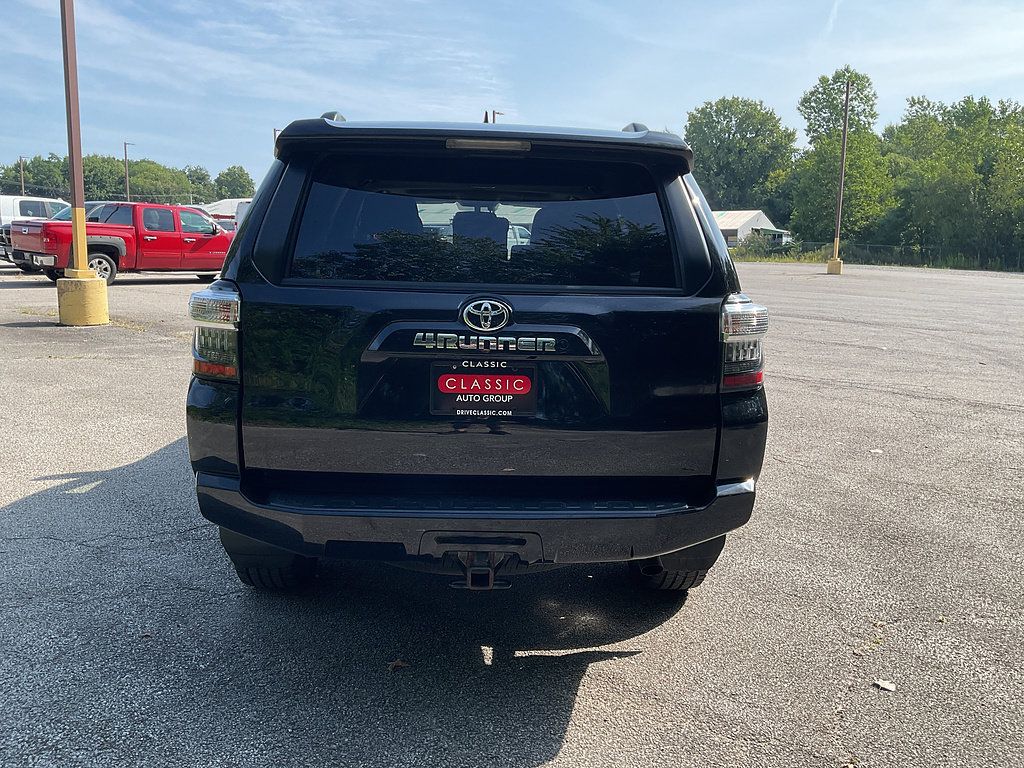 Used 2019 Toyota 4Runner SR5 Premium AWD/4WD image 6