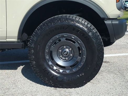 New 2025 Ford Bronco Badlands w/ Sasquatch Package image 11