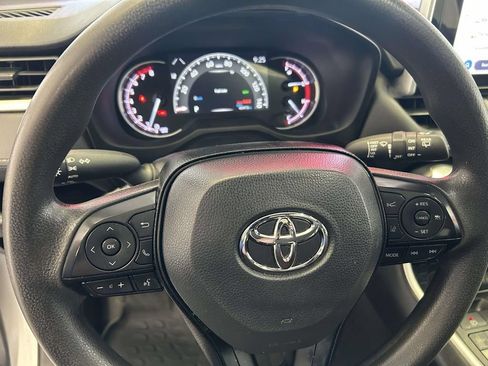 Certified 2024 Toyota RAV4 XLE w/ Convenience Package FWD image 19