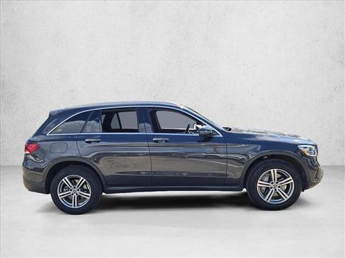 Certified 2022 Mercedes-Benz GLC 300 image 4