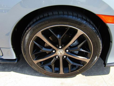 Used 2020 Honda Civic Sport image 7