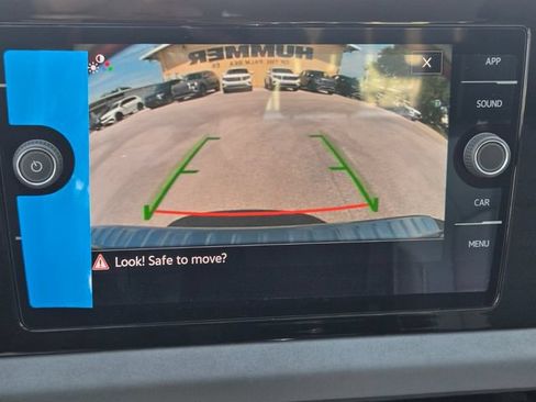 New 2026 Volkswagen Jetta SE FWD image 21