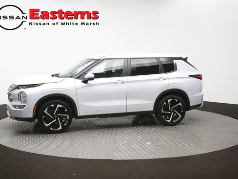 Used 2024 Mitsubishi Outlander AWD image 59