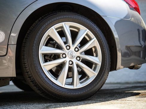 Used 2017 INFINITI Q50 3.0t Premium w/ 3.0T Premium Plus Package image 19