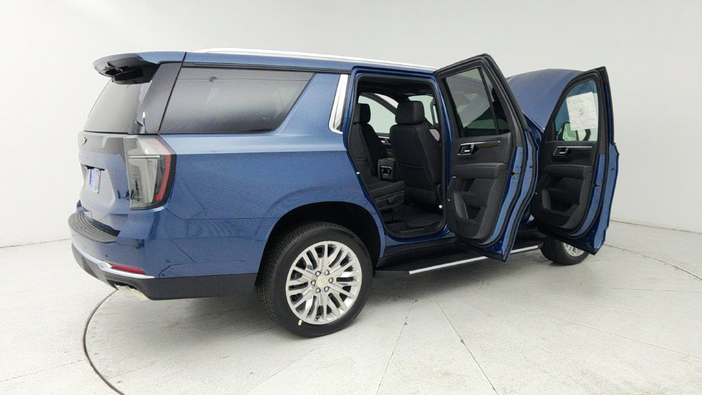 New 2026 Chevrolet Tahoe High Country w/ Sun And Tow Package RWD image 12