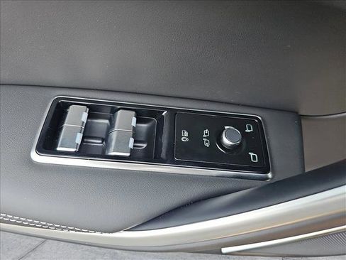 New 2026 Jaguar F-PACE R-Dynamic S AWD/4WD image 22