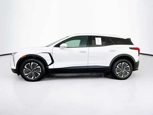 Used 2024 Chevrolet Blazer EV LT AWD/4WD image 4