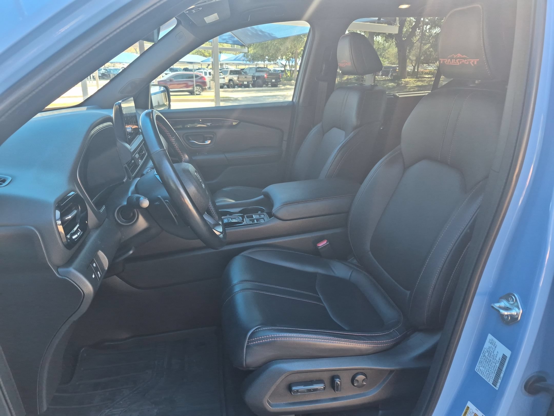 Certified 2023 Honda Pilot TrailSport image 29