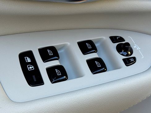 New 2026 Volvo XC90 T8 Ultra AWD/4WD image 11