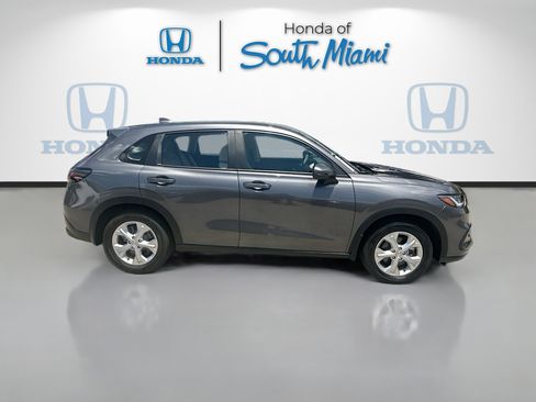Used 2024 Honda HR-V LX image 8