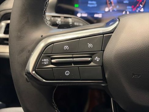 New 2027 Chevrolet Traverse LT w/ LPO, Floor Liner Package AWD/4WD image 18