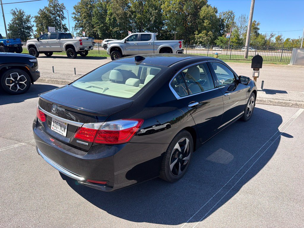 Used 2014 Honda Accord Plug-In Sedan image 3