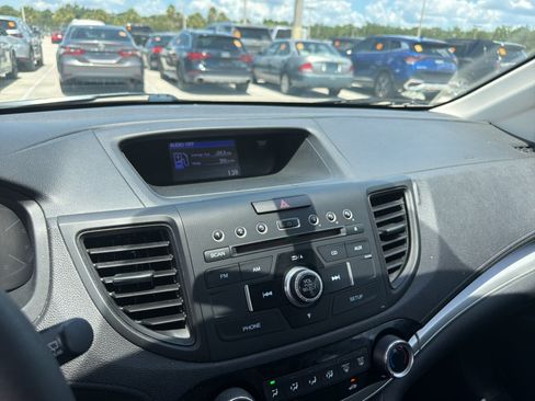 Used 2016 Honda CR-V LX image 5