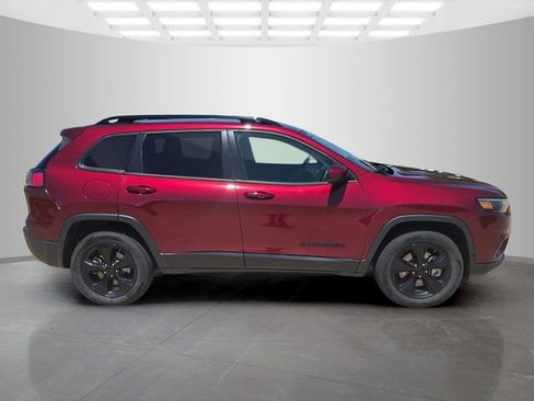 Used 2019 Jeep Cherokee Latitude Plus AWD/4WD image 10