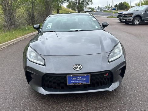 Used 2024 Toyota GR86 Premium RWD image 2