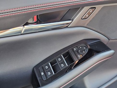 New 2026 MAZDA MAZDA3 Carbon image 32