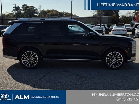 New 2026 Hyundai Palisade Calligraphy FWD image 5