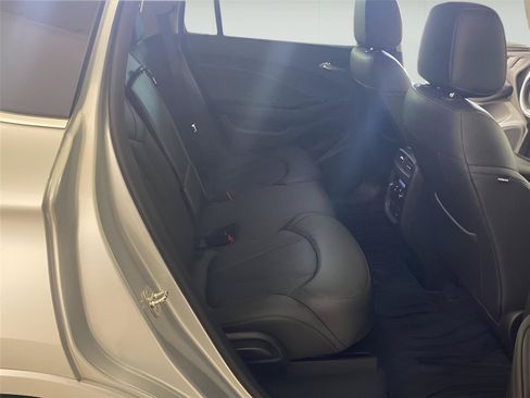Used 2019 Buick Envision Essence AWD/4WD image 29