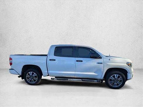 Used 2019 Toyota Tundra Platinum image 4