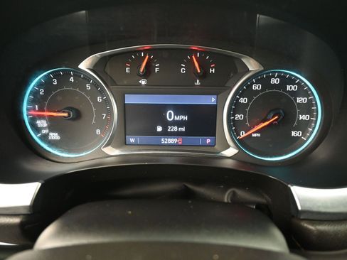 Used 2020 Chevrolet Traverse LT AWD/4WD image 14