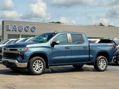 Used 2024 Chevrolet Silverado 1500 LT AWD/4WD image 1