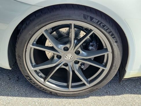 Certified 2018 Porsche 911 Carrera image 14