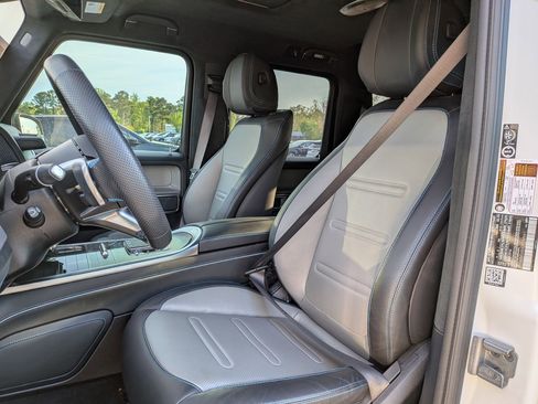 Used 2025 Mercedes-Benz G 580 w/ EQ Technology image 13