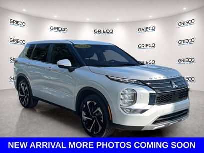 Used 2024 Mitsubishi Outlander SE