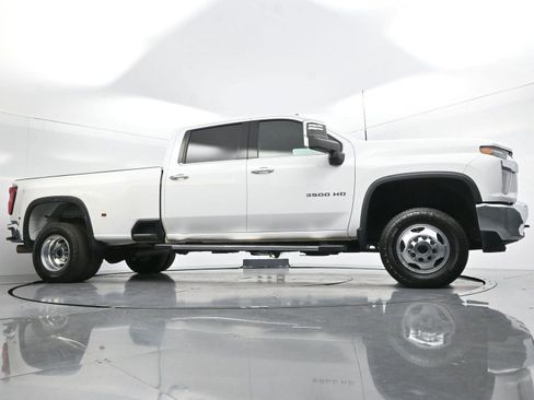 Used 2022 Chevrolet Silverado 3500 LTZ w/ LTZ Convenience Package AWD/4WD image 47