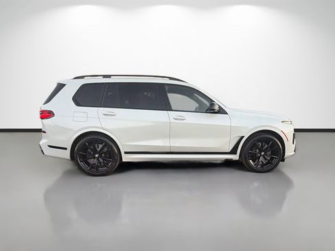 New 2026 BMW X7 M60i w/ Climate Comfort Package image 2