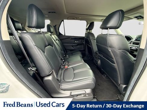 Used 2024 Honda Pilot Touring image 35
