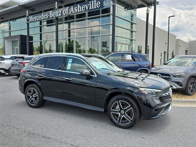 New 2026 Mercedes-Benz GLC 300 4MATIC image 1