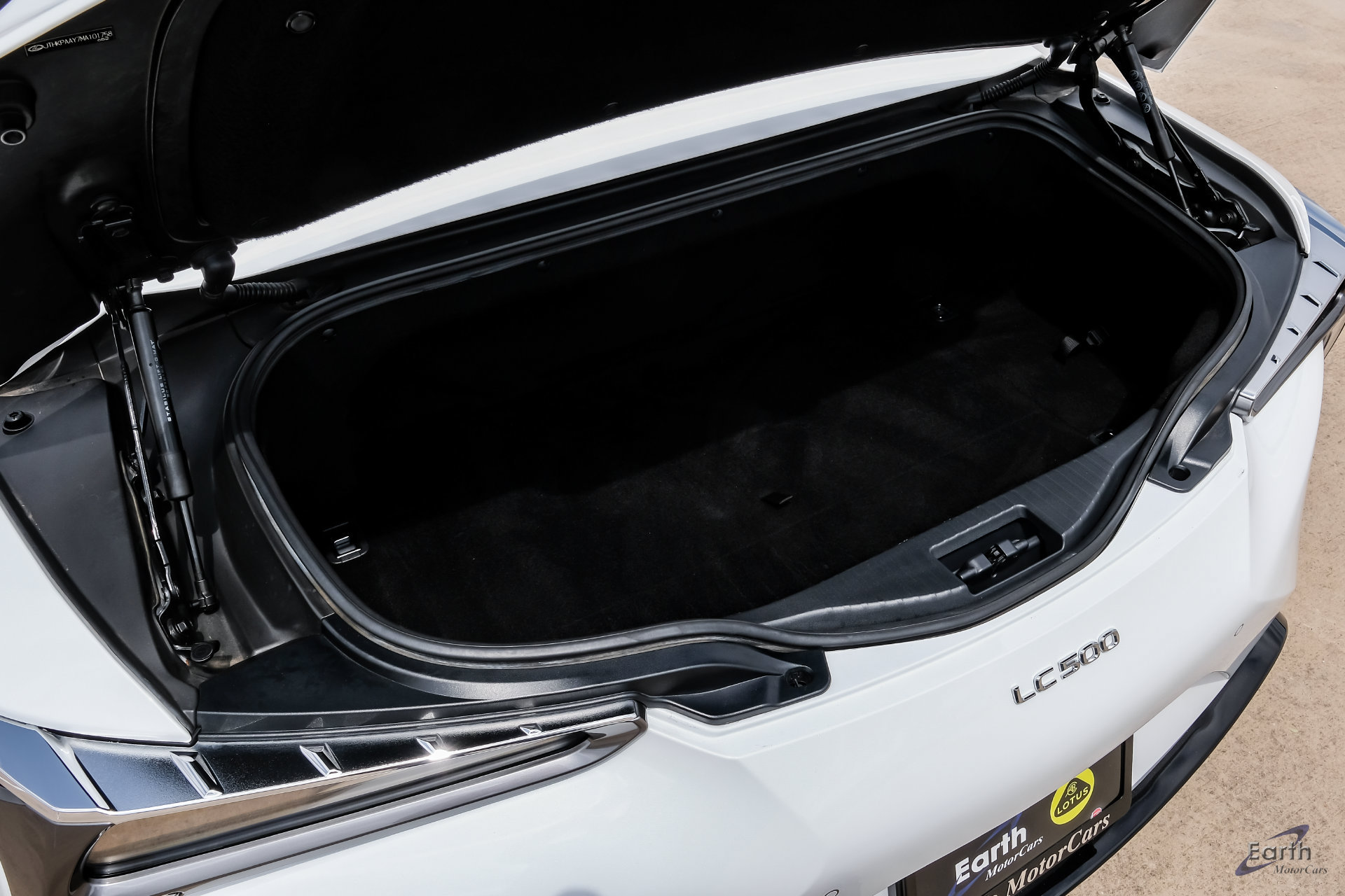 Used 2021 Lexus LC 500 Convertible w/ Touring Package RWD image 84